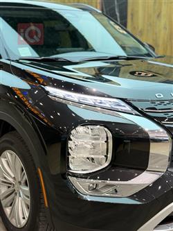 ميتسوبيشي اوتلاندر